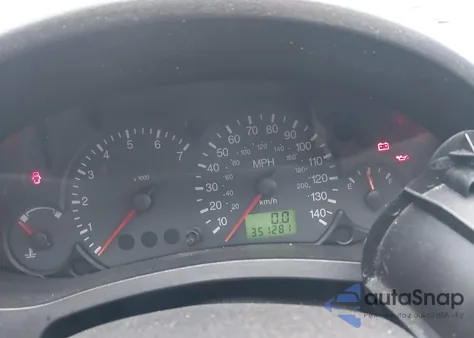 2006 Ford Focus Zx4 из США, поврежденный, VIN 1FAFP34N06W204712